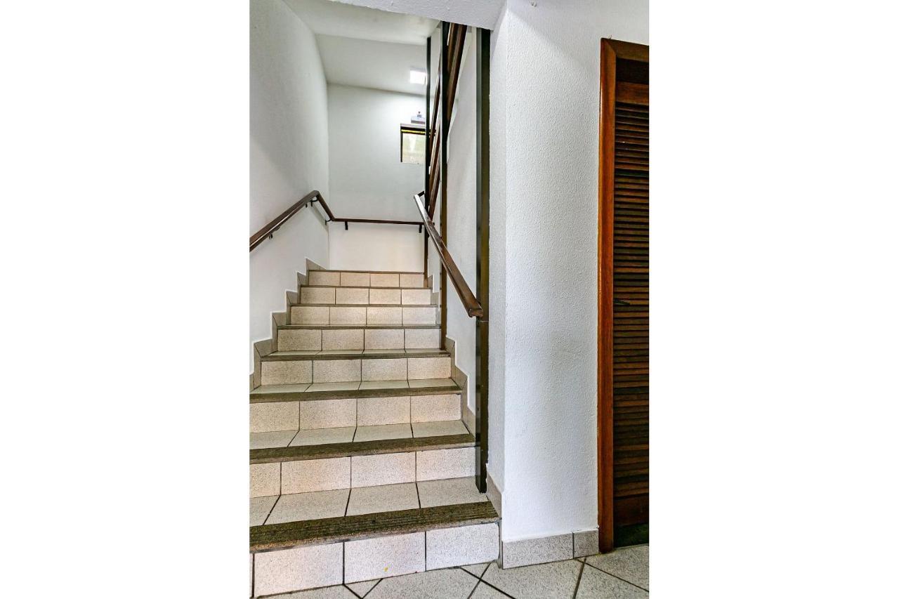 Apto com sacada e churrasq 100m Praia Brava COI302 Florianopolis Exterior foto